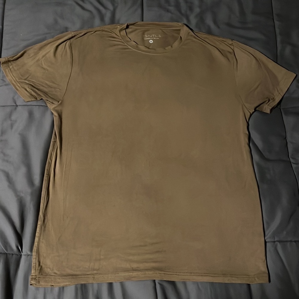 Brand New ESNTLS T shirt